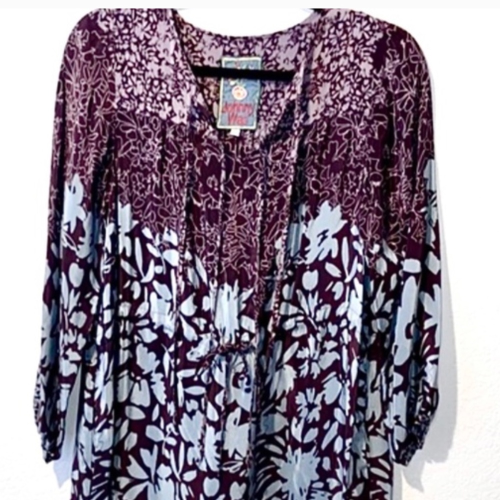 HELP! SOLD! Call JWas XS,20" , 3/4 sleeve floral silk NEW